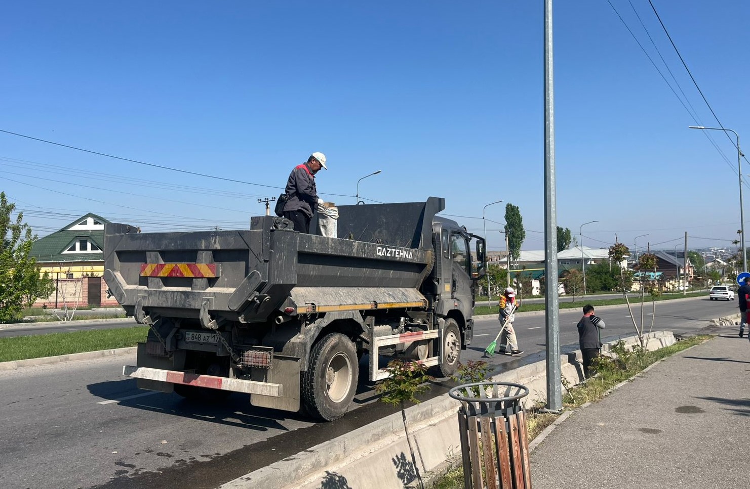 66ed2292-1457-4f5c-9bf6-a43a85992645