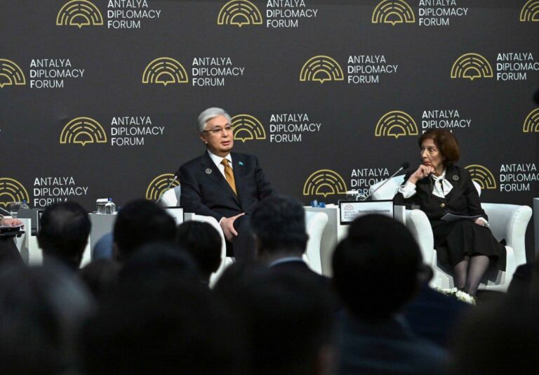 d69f7b22-e370-44b5-a38e-caa7a24cb2fe